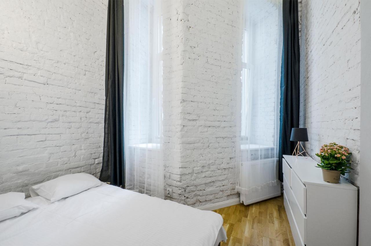 Standard Apartment On 6 Sierpnia Łódź Dış mekan fotoğraf
